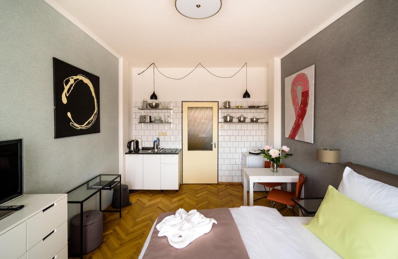 Michal&Michael'S Central Apartments プラハ エクステリア 写真