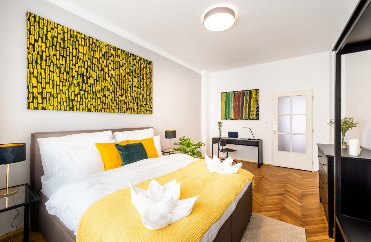 Michal&Michael'S Central Apartments プラハ エクステリア 写真