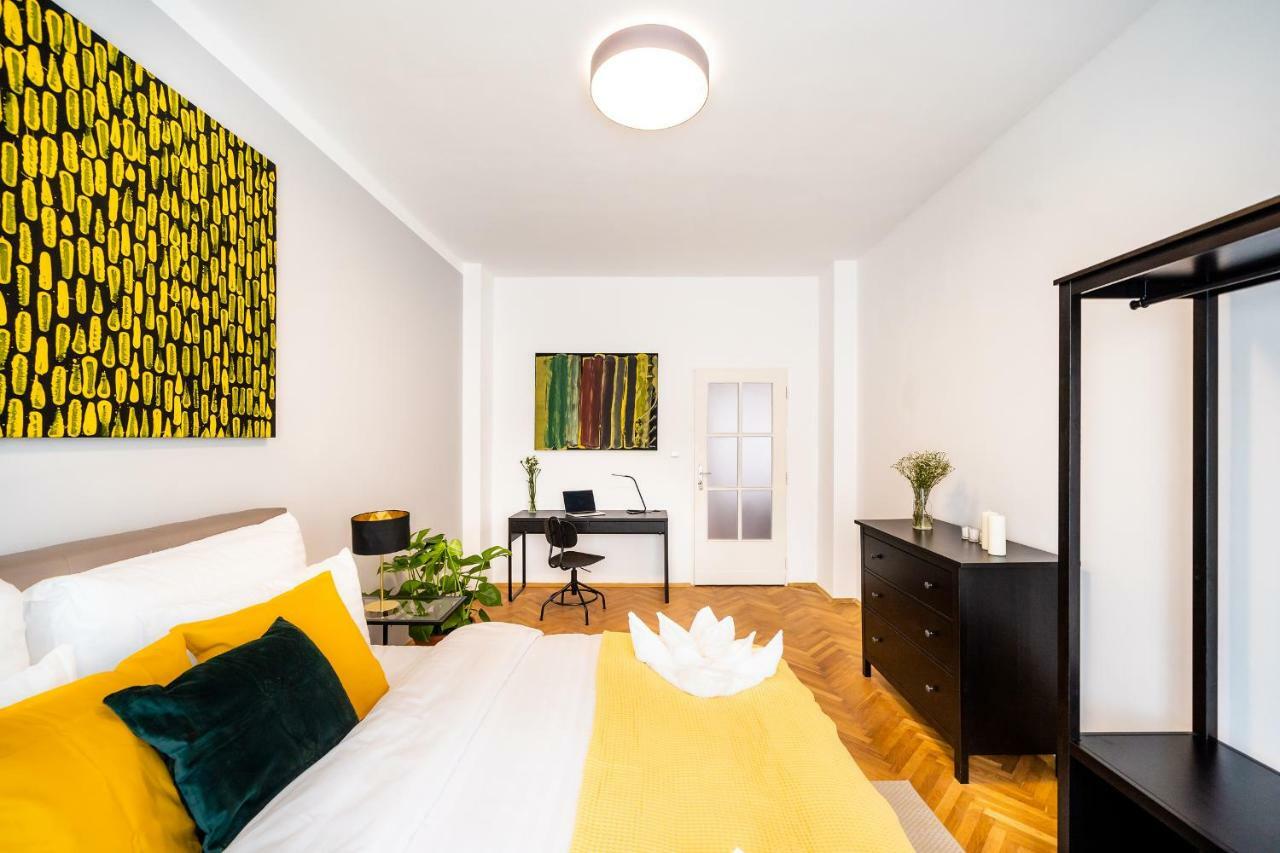 Michal&Michael'S Central Apartments プラハ エクステリア 写真