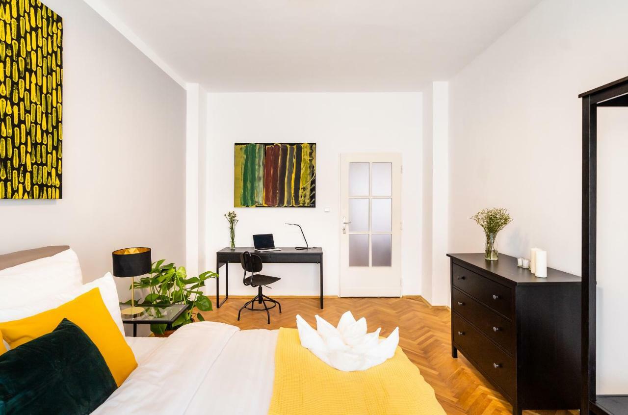 Michal&Michael'S Central Apartments プラハ エクステリア 写真