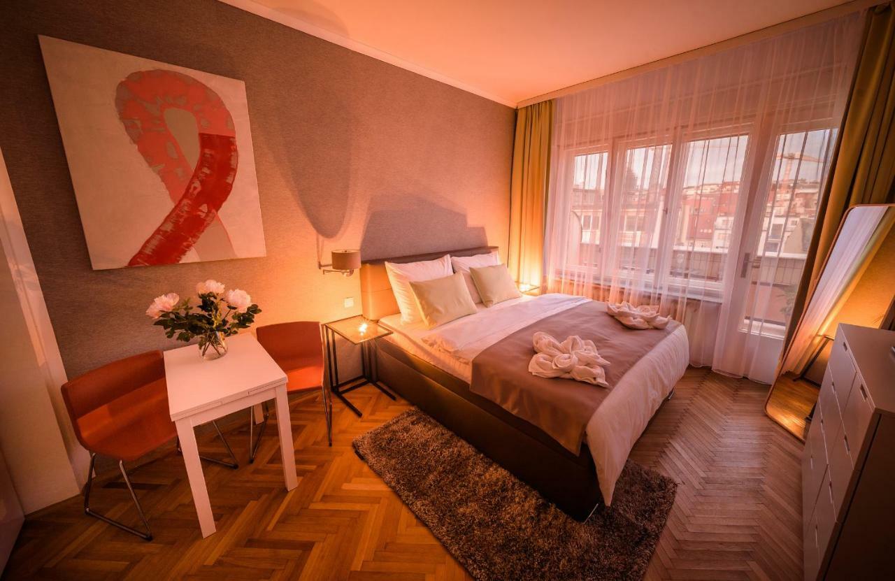 Michal&Michael'S Central Apartments プラハ エクステリア 写真